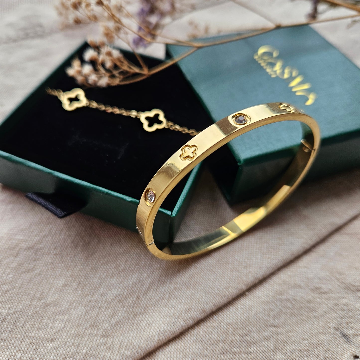 Gold/Silver Clover Bracelet & Bangle Set – Elegant Lucky Charm Adjustable Jewelry