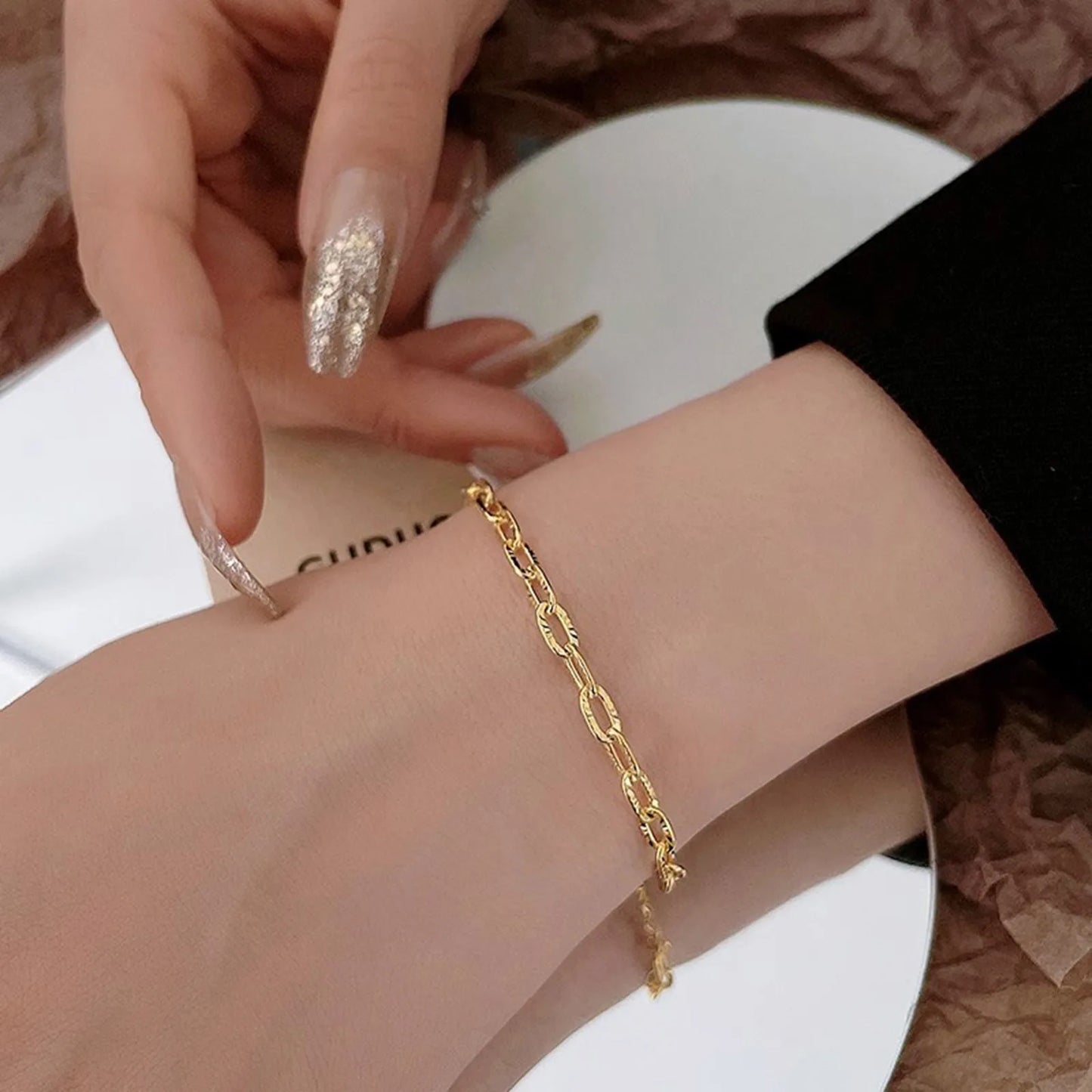 Sophisticated Paperclip Bracelet: Elegance in Every Link