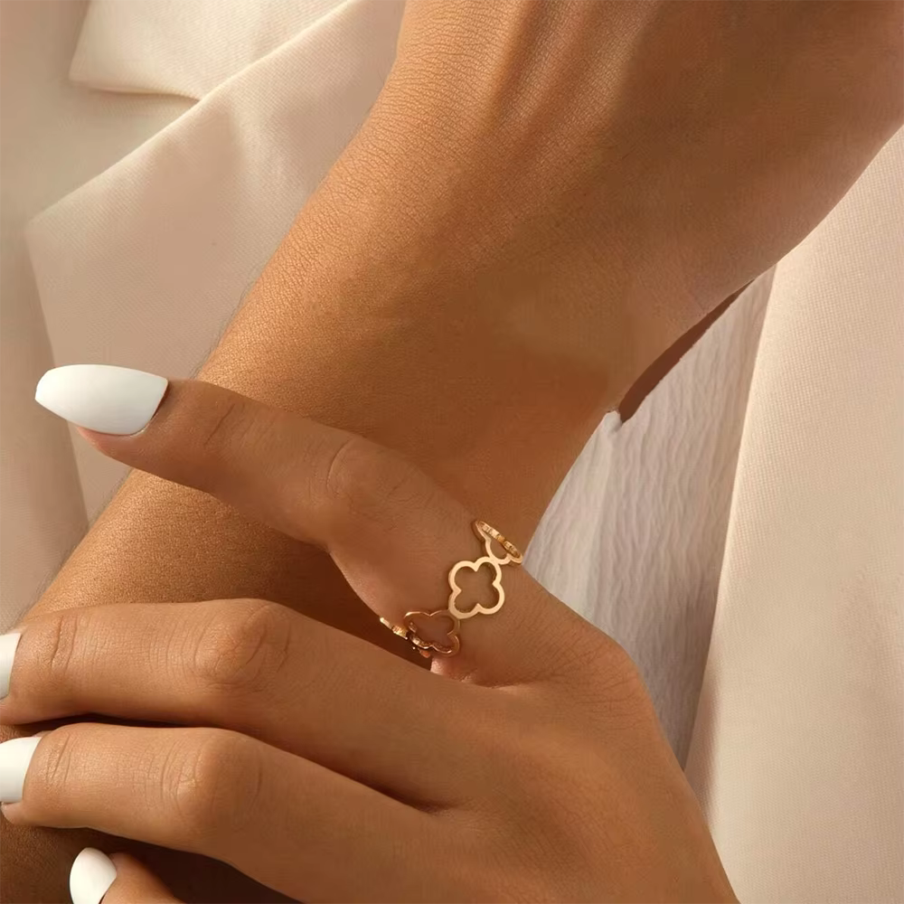 Gold Chain Link Ring – Adjustable Clover Link Statement Ring