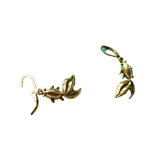 Gold Fish Clip-On Earrings – Statement Vintage-Inspired Design